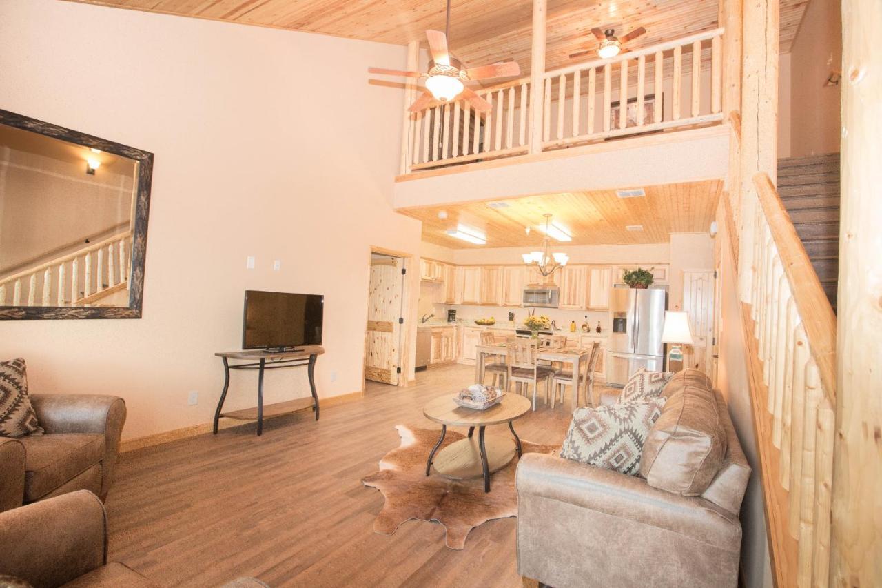 Old Mill Resort 뉴 브라운펠스 외부 사진